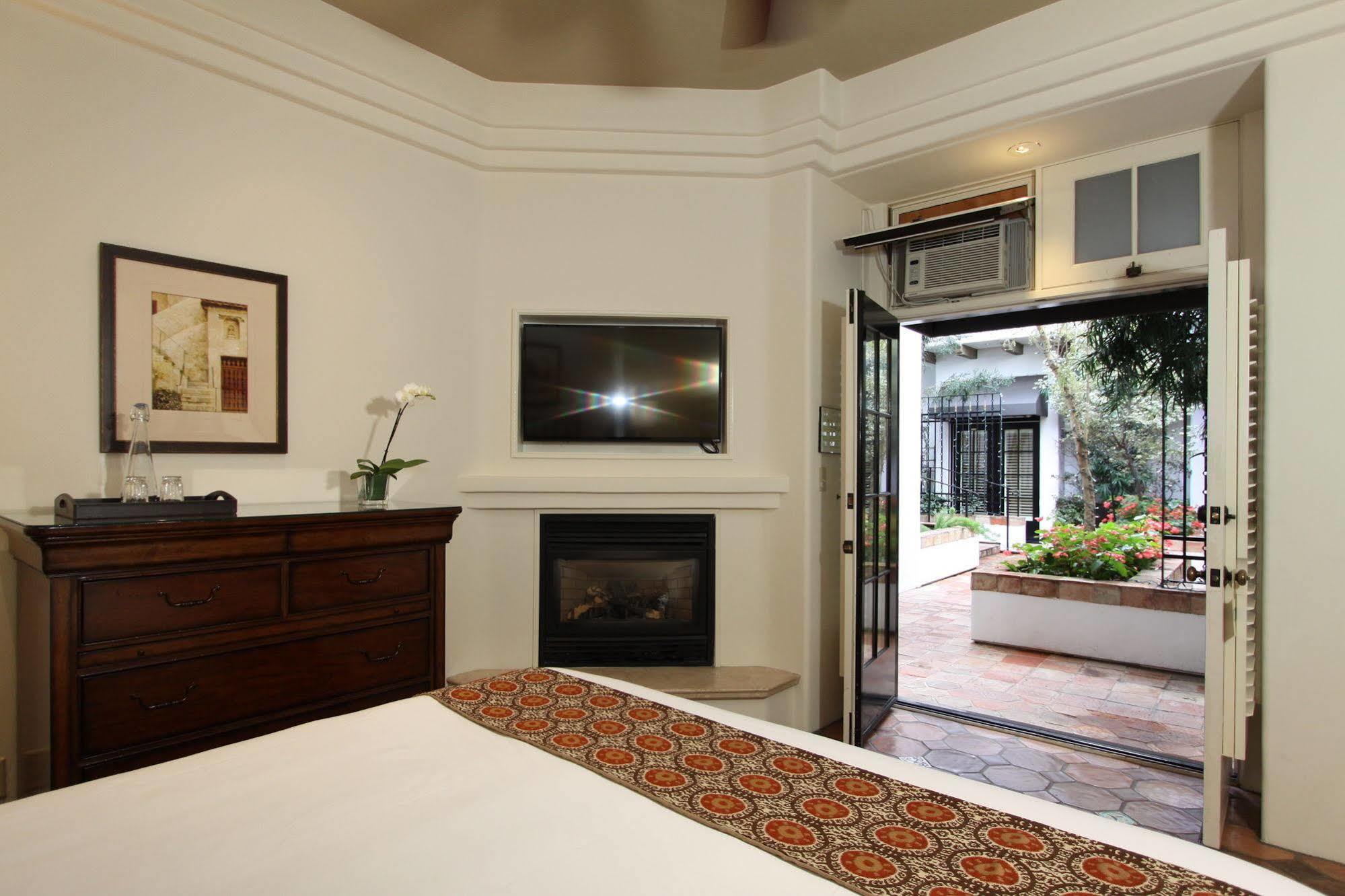 Cypress Inn Carmel-by-the-Sea Eksteriør bilde